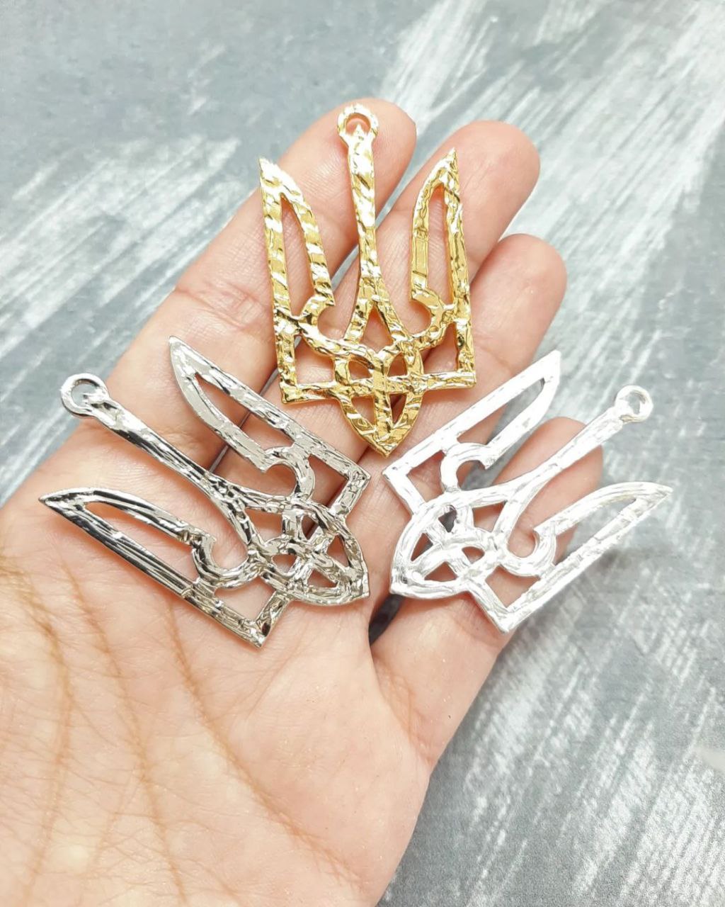 Підвіс "Тризуб фактурний"