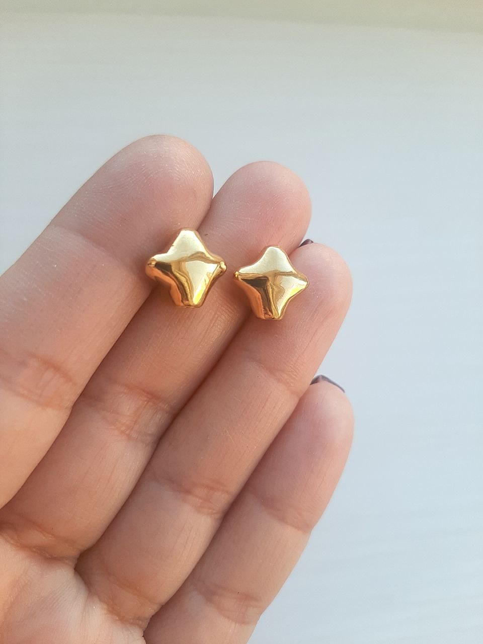 Кінцівник зірка M